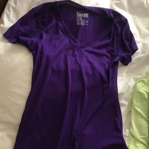 Nike short sleeve top